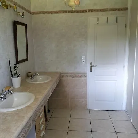 Villa Entre Bordeaux Et Arcachon *